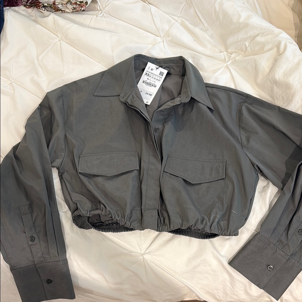 Olive green Cropped shirt